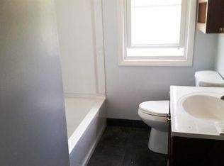 2117 26th St, Kenosha, WI 53140