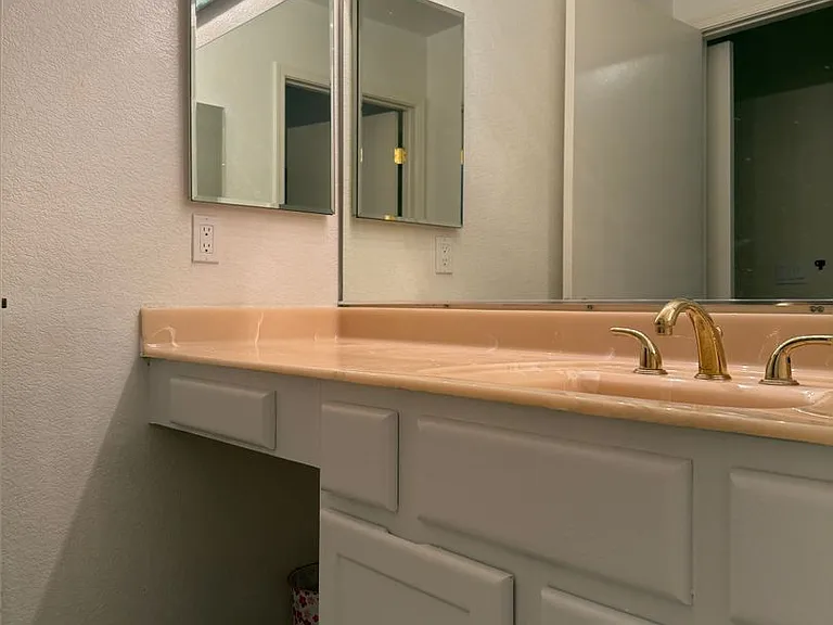 9528 Yucca Blossom Dr — Photo 4