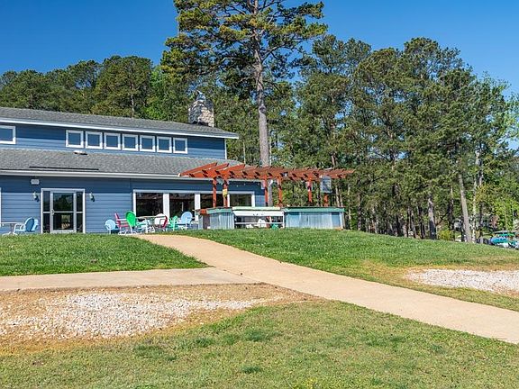 3rd image of 131 Osage Dr #2843