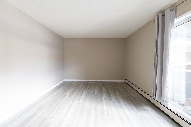 Calgary Apartment for rent - 1 Bedroom — photo 7