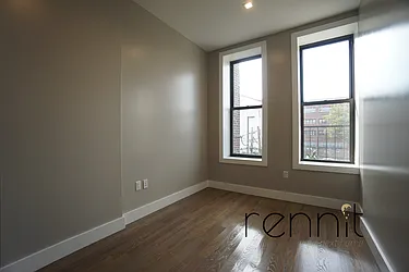 Rented by Rennit Inc.