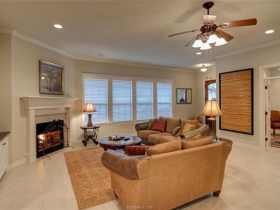 3rd image of 3910 Park Meadow Ln