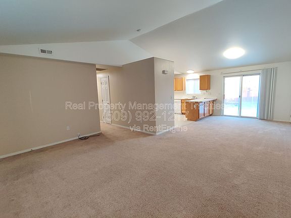 2nd image of 4776 Mount Adams View Dr