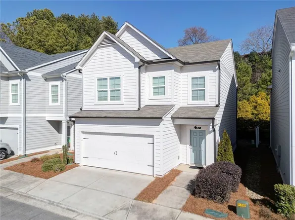 147 Millers Ln, Calhoun, GA 30701