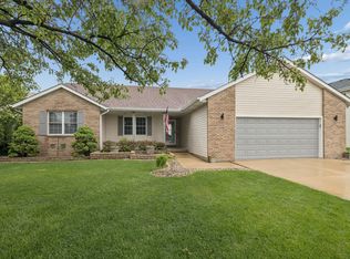 1490 Derby Dr, Bourbonnais, IL 60914