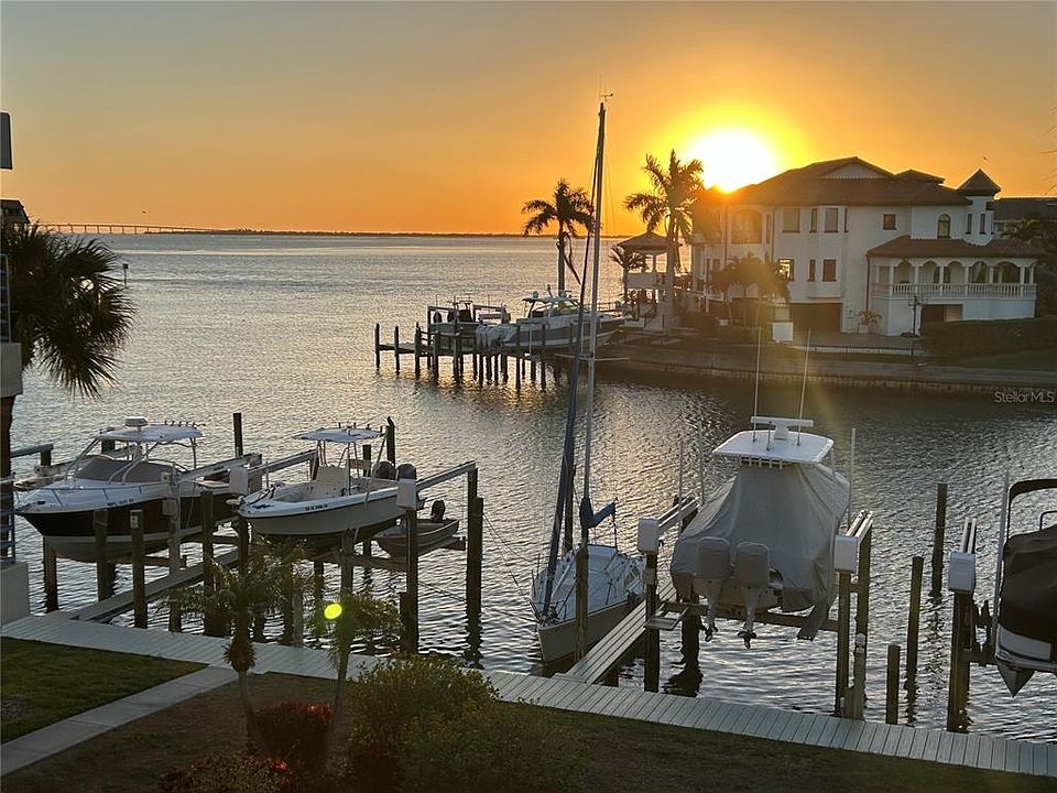 Anchor Cove Condominiums 363 Pinellas Bayway S Saint Petersburg FL