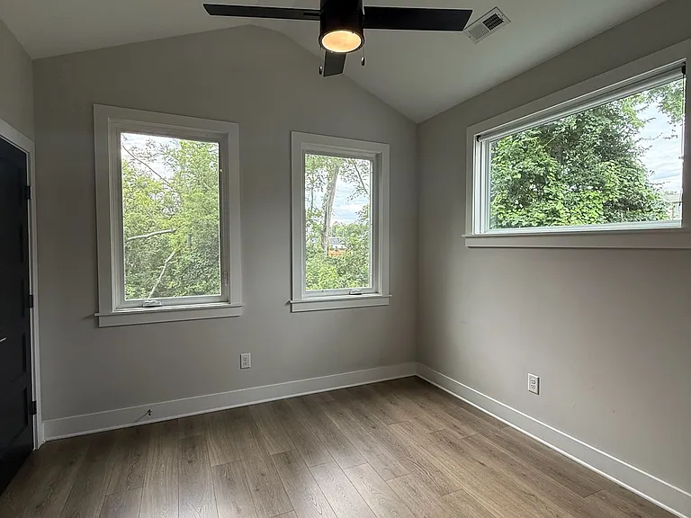801 Cherokee Ave #8 — Photo 28