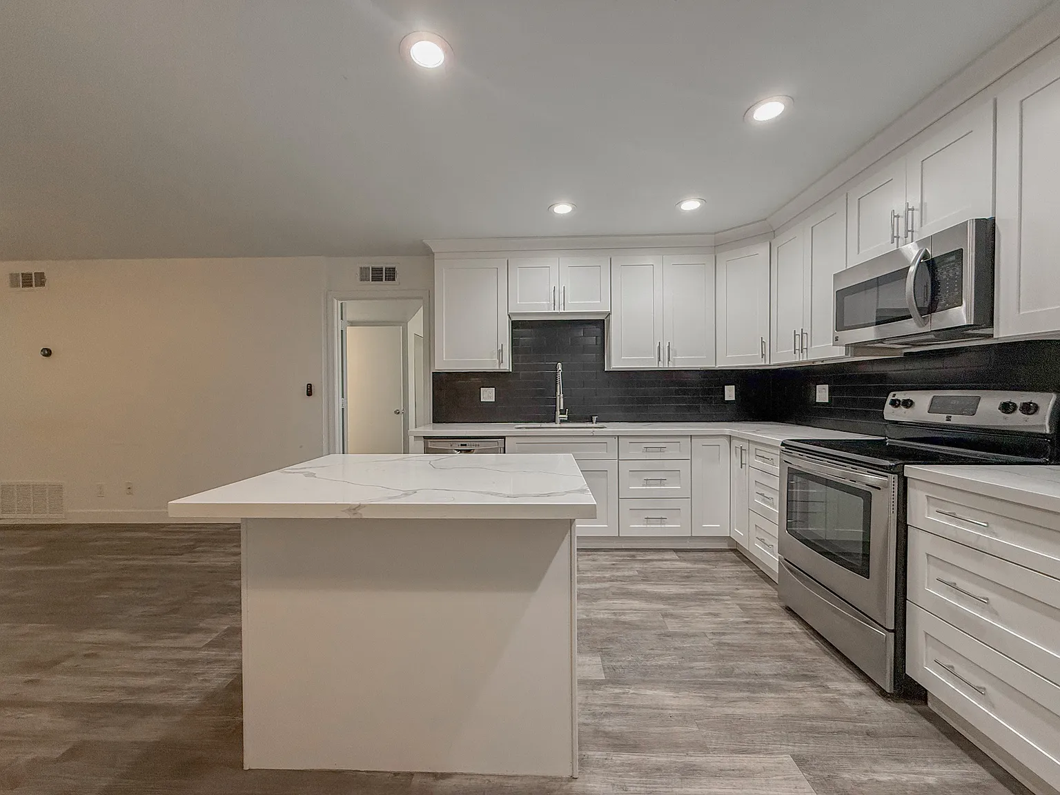 5525 E Thomas Rd Unit B7, Phoenix Az — Photo 4
