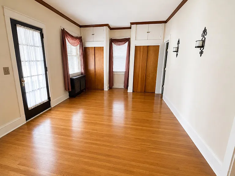 501 W Newport Pike — Photo 6