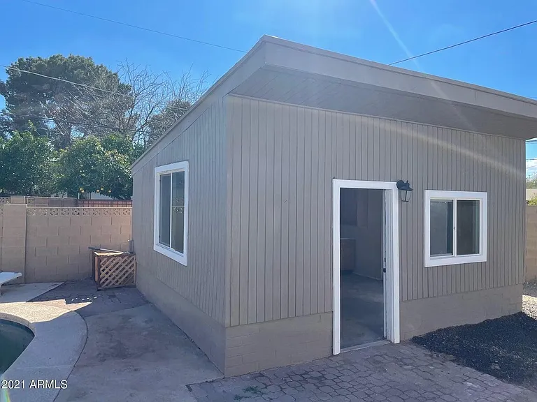 1609 E Gaylon Dr — Photo 11