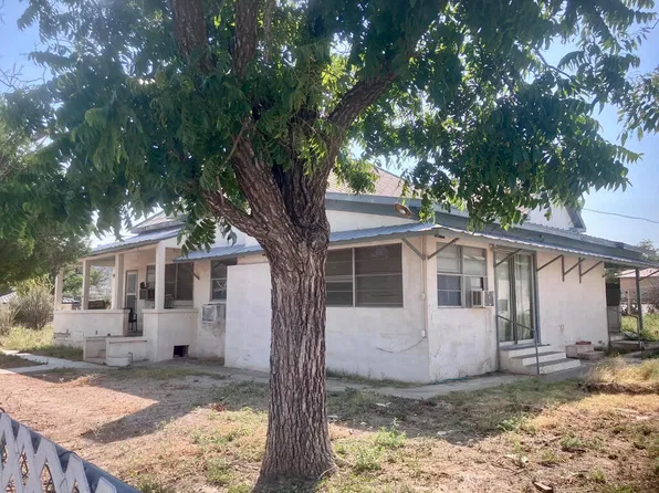303 N 1st St, Sanderson, TX 79848