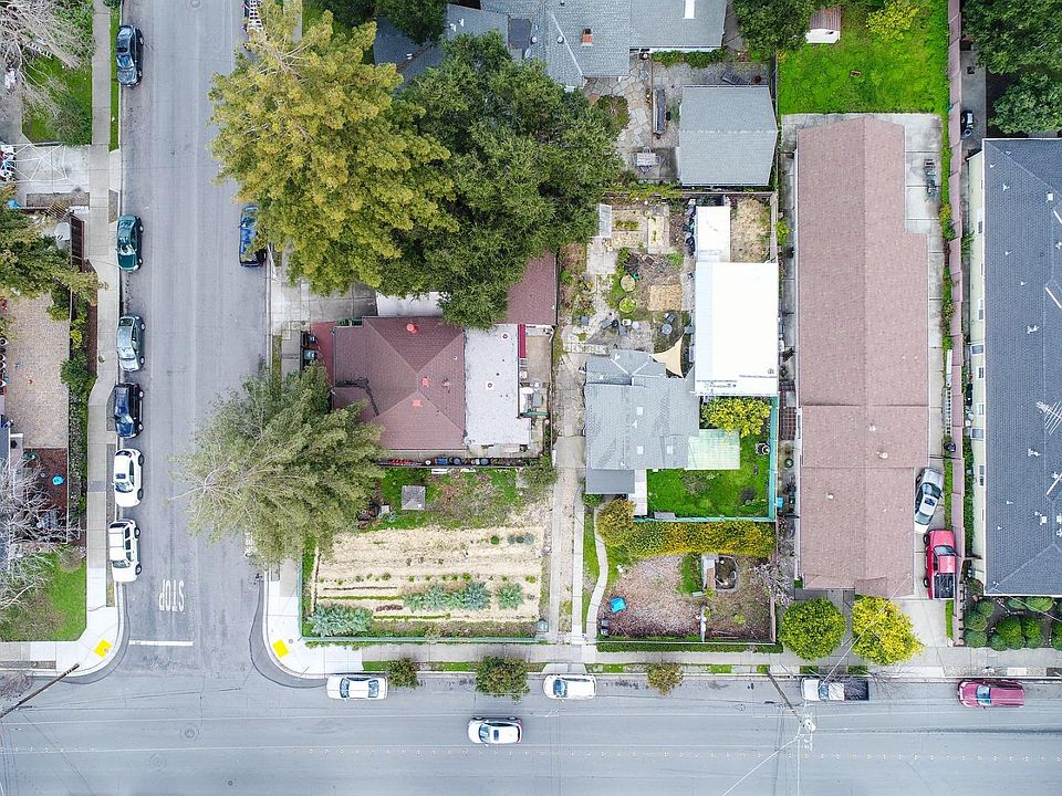 1st image of 1013 Hudson St