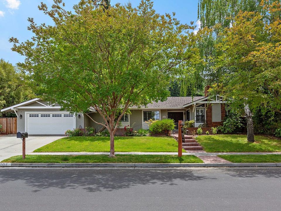 1st image of 208 Blossom Glen Way