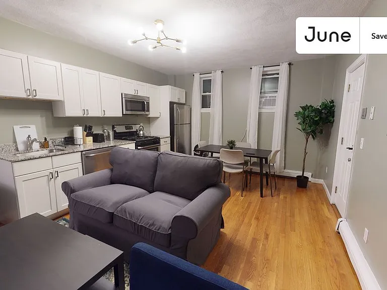 36 N Bennet St #1 — Photo 1