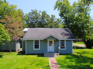 102 N Elm St, Sweeny, TX 77480