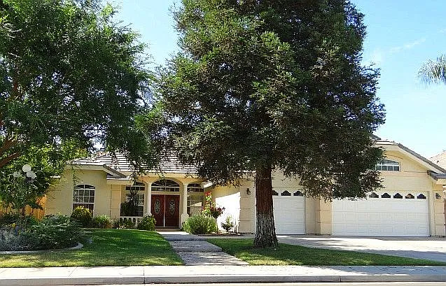 11001 Jadestone Dr photo 1