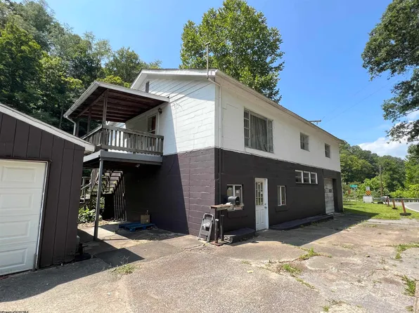 4369 Wallace Pike, Lumberport, WV 26386
