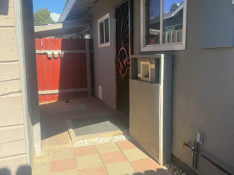 44945 Foxton Ave — Photo 6