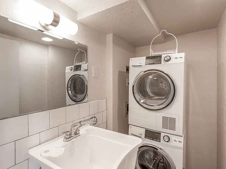 515 W Sprague Ave #515 — Photo 9
