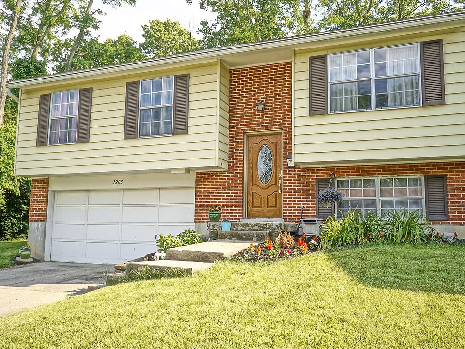 1st image of 1203 Deliquia Dr