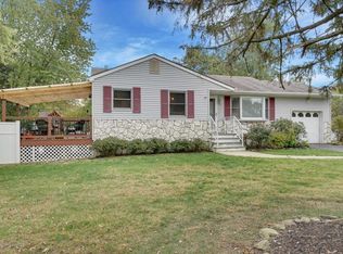 43 Dogwood Ln, Toms River, NJ 08753