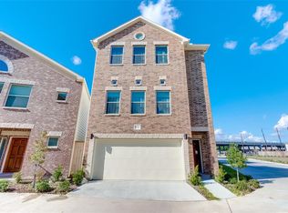 11602 Main Spruce Dr, Houston, TX 77025