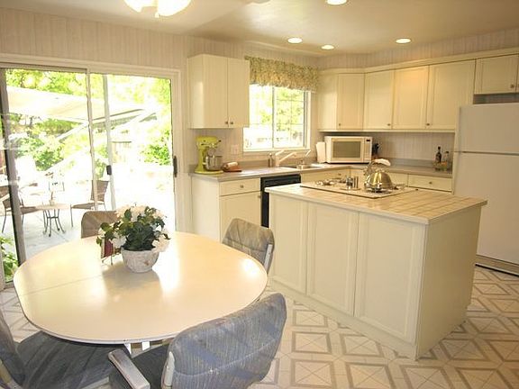 Kitchen and nook area