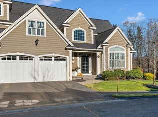 44 Independence Ln UNIT 44, Shrewsbury, MA 01545