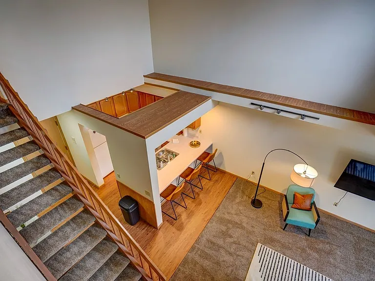 Timber Bluff — Photo 17