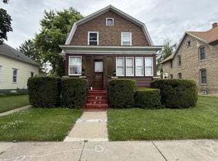 2026 Saint Clair St, Racine, WI 53402