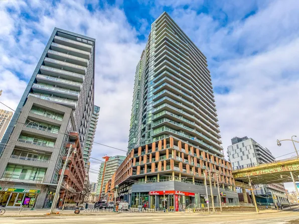 20 Bruyeres Mews #1901, Toronto, ON M5V 0G8