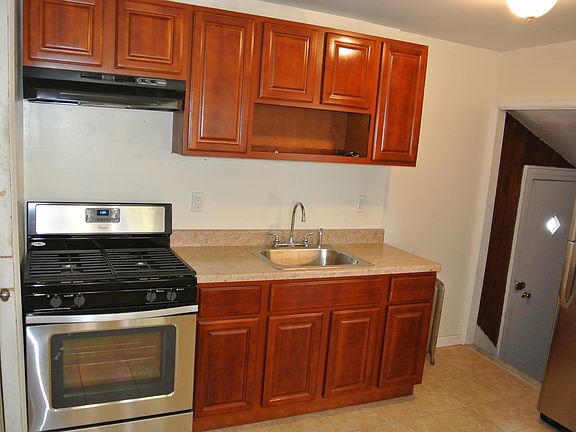 2nd image of 10532 Farmers Blvd