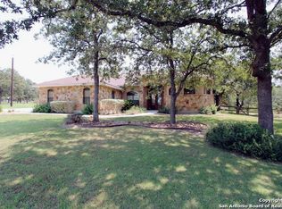 109 Auburn Cv, La Vernia, TX 78121