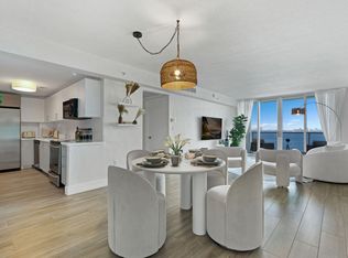 Wake Biscayne Bay, Miami Beach, FL 33141