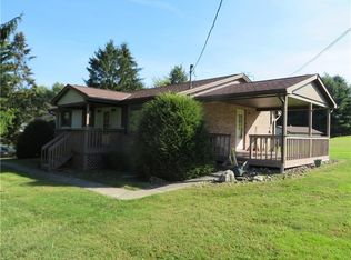 900 Evergreen Rd, Leechburg, PA 15656