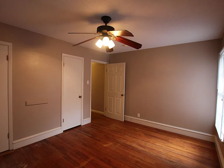 812 S Palmer Ave — Photo 18