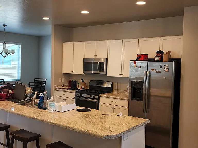 3683 W Sunrise Sky Ln — Photo 4