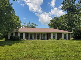 622 Scenic Dr, Harrodsburg, KY 40330