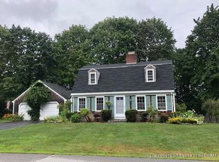 2 Sea Cove Rd, Cumberland Foreside, ME 04110