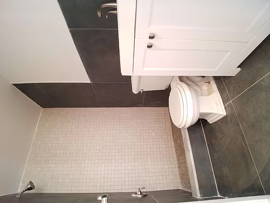 Rented by Compass | media 27