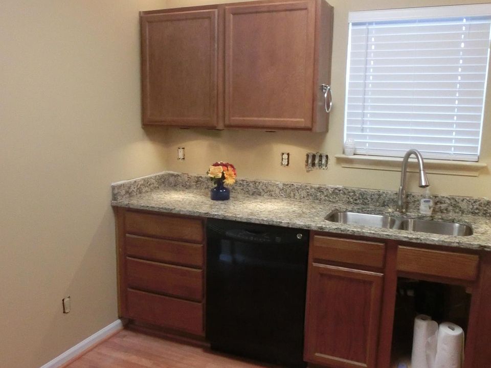 1st image of 7823 Bronze Pike Dr