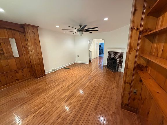 5th image of 1535 Willow St