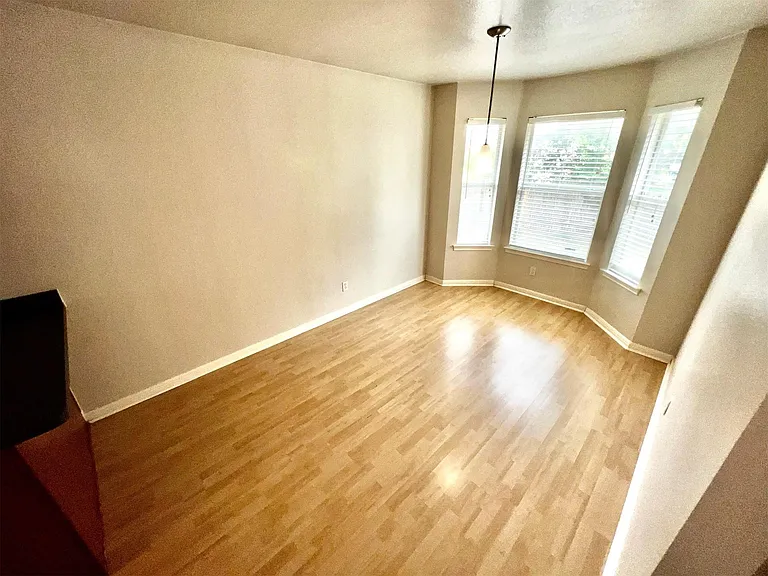 803 Sable Trail Ct — Photo 6