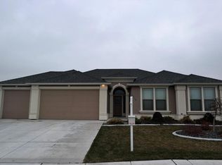 4713 Tamarisk Dr, Pasco, WA