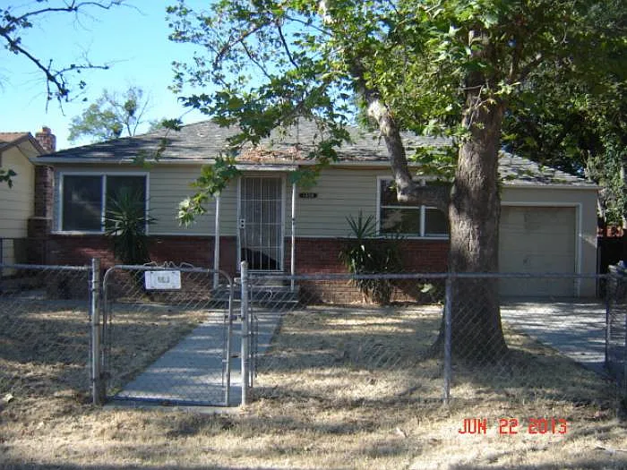 1808 Helena Ave photo 1