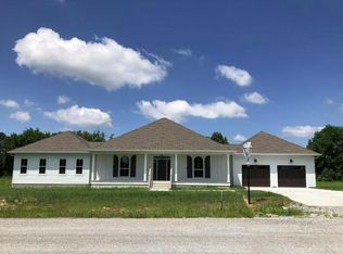 4195 Cypress Grove Pl, Marion, IL 62959