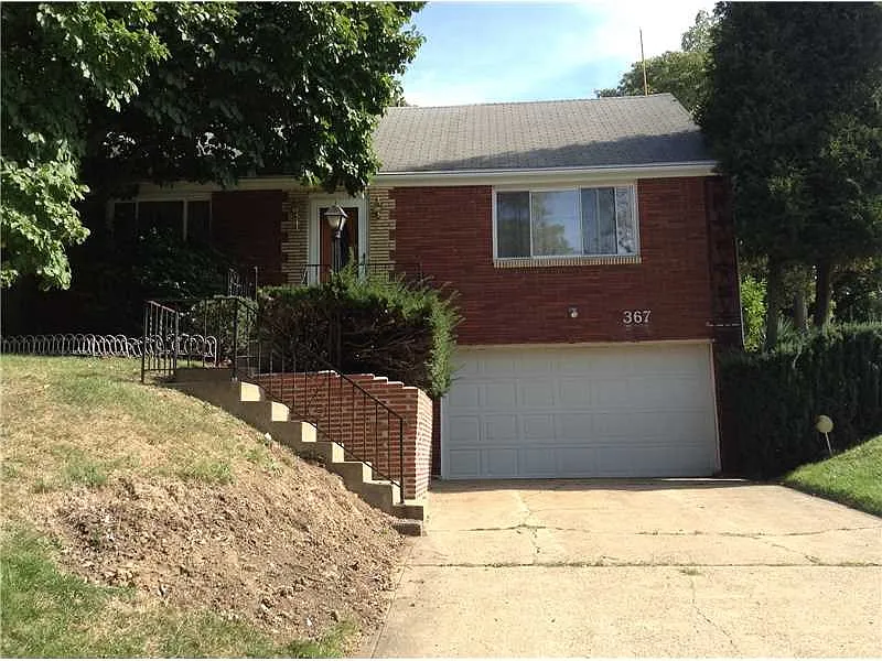 367 Pointview Rd photo 1