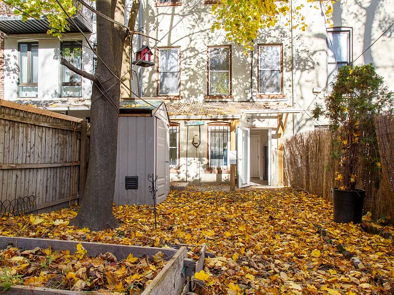 426 Jefferson Ave #1R — Photo 6