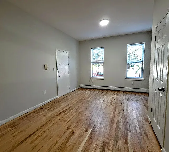 297 3rd St #1 — Photo 3