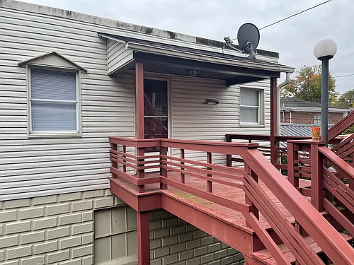 1610 Montgomery Ave Photo 1